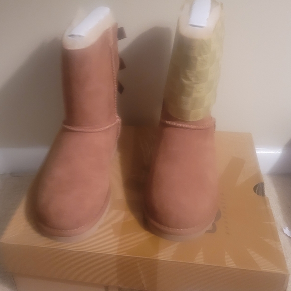 Ugg Women S Bailey Bow Chestnut Mid-Calf Sheepskin Boot - 5M - Picture 7 of 11